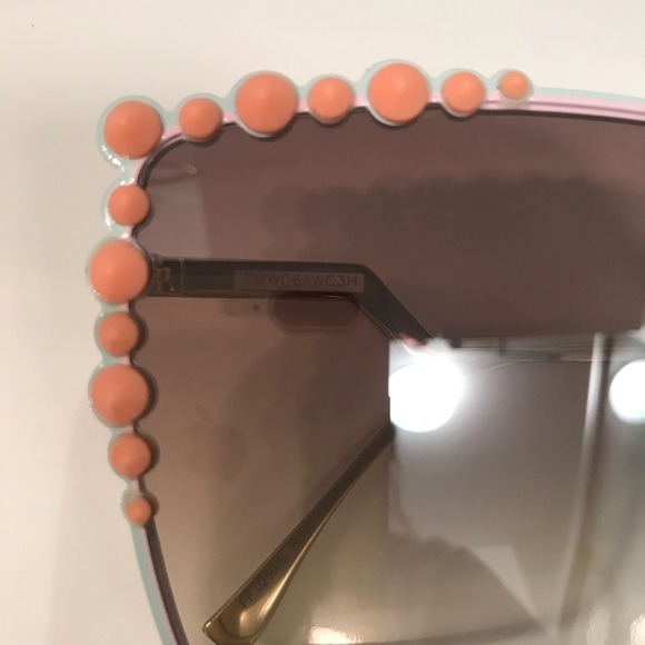 Fendi Candy Oversized Square sunglasses main image 6